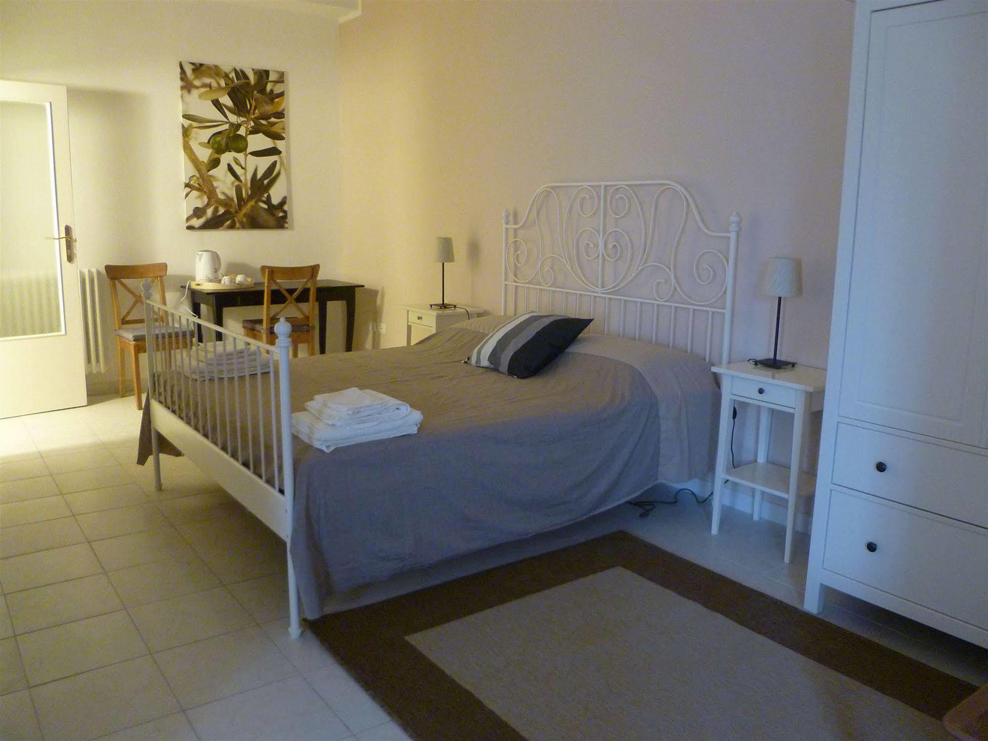 B&B Le Comari Salentine Лече Екстериор снимка